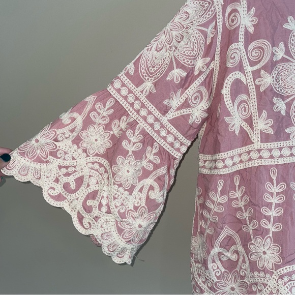 Kindred x Anthropologie Pink Floral Heavily Embroidered Bell Sleeve Top Sz Small - Picture 5 of 5